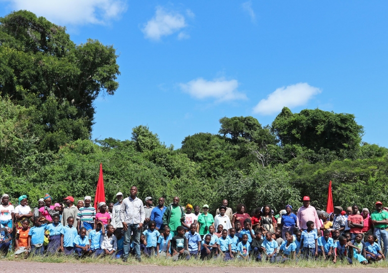 Comemoração do Dia Internacional das Florestas no âmbito de monitoria de parcelas permanentes, distrito de Bilene
